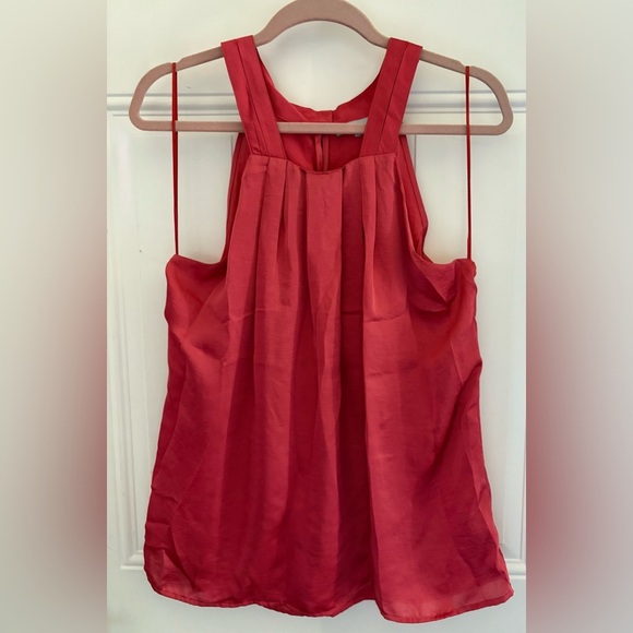 Violet & Claire Coray Sleeveless Top - Picture 1 of 5